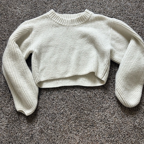Urban Outfitters Sweaters - Urban Outfitters Ivory Ribbed Sweater size small